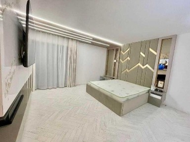 Casa cu mutare imediata - Mall of Moldova