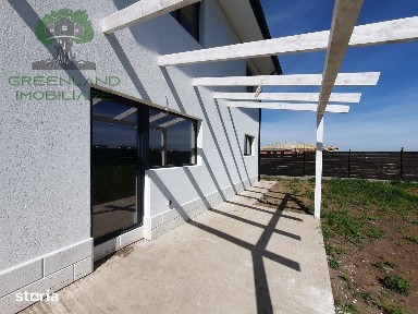 Casa individuala P+E 5 cam, 2 bai, langa statie, Miroslava-Vorovesti