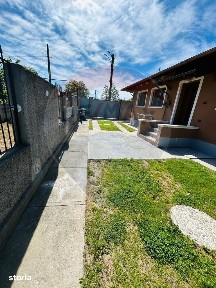 Casă 1.624 mp teren in Pielesti