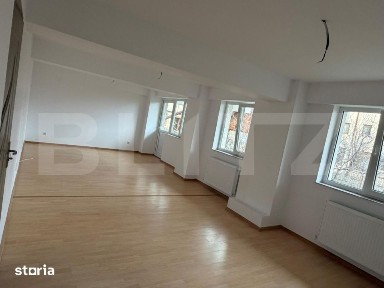 Spatiu comercial, 49 mp, zona Burdujeni