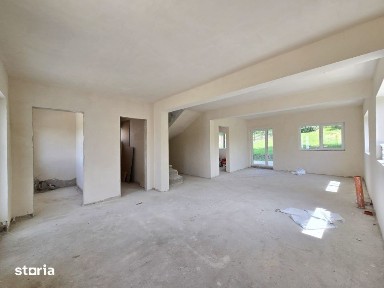 Casa individuala | 139mp utili | 700 mp teren | Dezmir