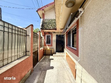 Casă de vanzare 4 camere / Sector 5 / Oportunitate investitie