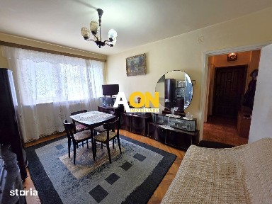 Apartament 3 camere, semidecomandat, parter, Cetate, strada Closca