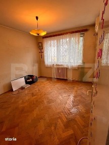 Apartament cu 3 camere, ultracentral, semidecomandat