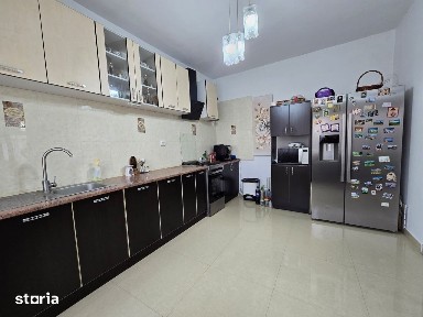 Casa in cart. 23 August, constructie 2012, supra. 250mp, mob/utilata.