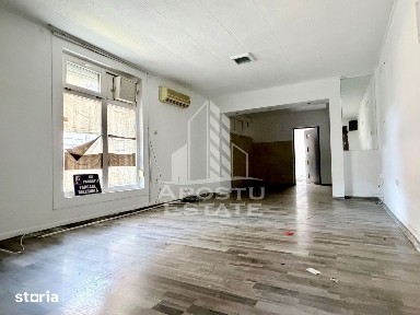 Casa de vanzare P+1E bulevardul Dambovita