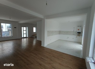 Casa 4 camere Podis Beldiman, 120 metri Cod:161115