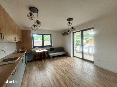 Apartament cu 2 camere, mobilat si utilat, situat la etaj 2