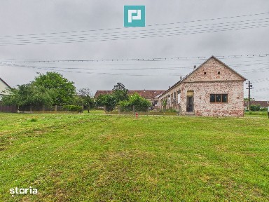 Casă în Neudorf, comuna Zăbrani - județul Arad