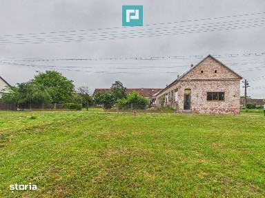 Casă în Neudorf, comuna Zăbrani - județul Arad