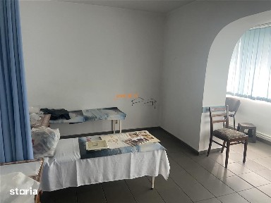 Spatiu comercial, zona Sala Polivalenta, 72 mp, parter,stradal, ac