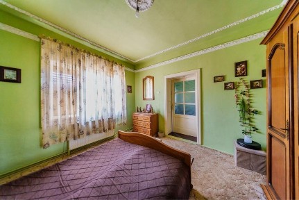 Apartament 3 camere Micălaca Radnei- curte proprie 396mp