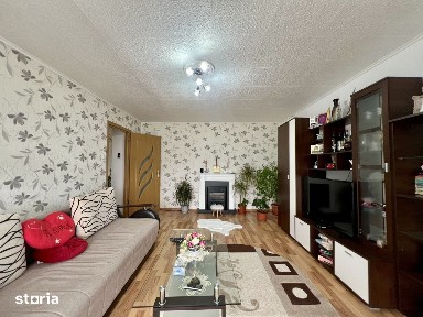 Apartament spatios cu 4 camere, decomandat, etaj 3 - Giroc, zona Plane