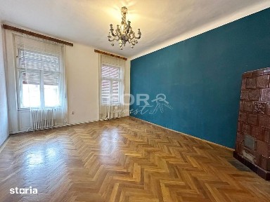 Apartament 2 camere de inchiriat, cladire istorica, Piata Unirii