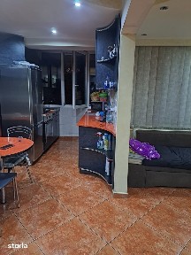 Apartament 3 camere tip PB, situat la etajul 1 în zona Decebal-Dacia