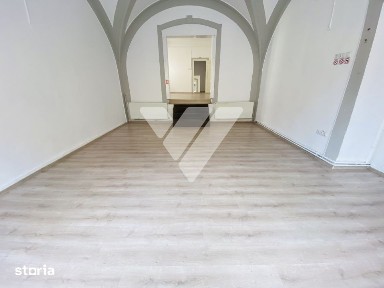 Spatiu comercial de inchiriat 75 mp zona Centrala Sibiu