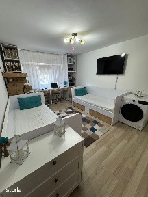 Apartament 2 camere (transformat in 3)decomandat-zona Anda
