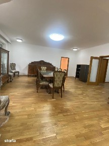 Se Vinde Apartament Decomandat 10 Camere Lux 456 Mp Utili In Zona Avia