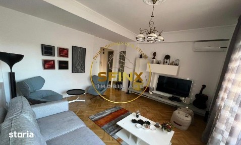 Apartament de 4 camere, superb, zona Calea Victoriei, bloc interbelic