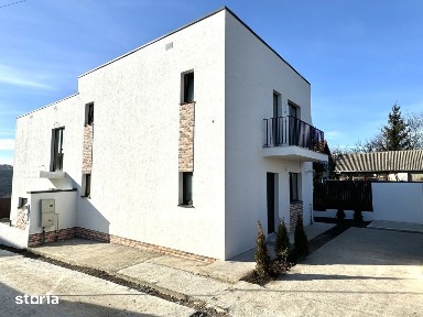 CANALIZARE! Pozitie foarte buna! Incalz in pard! Vila Valea Adanca