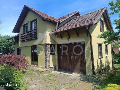Casă SP+P+M 179.7 mp utili - garaj - CT electrică + termosemineu