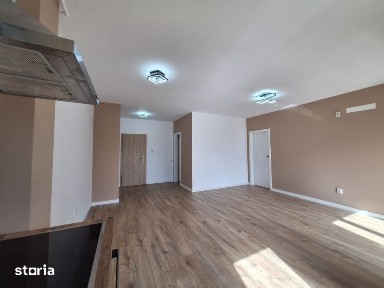 Apartament la cheie, bloc nou, balcon, zona Razoare