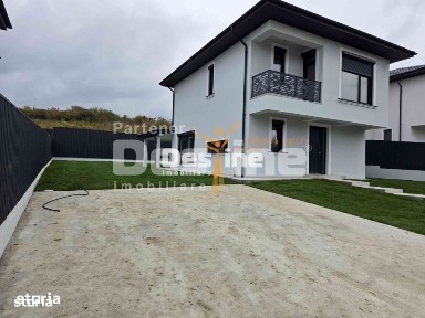 Visani, COMISION 0%, Casa P+1