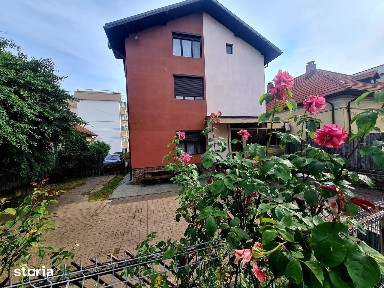 Vila 10 camere / Zona 0 a orasului