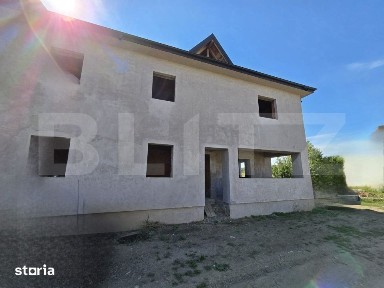 Duplex 4 camere 120 mp utili in Valea Ursului