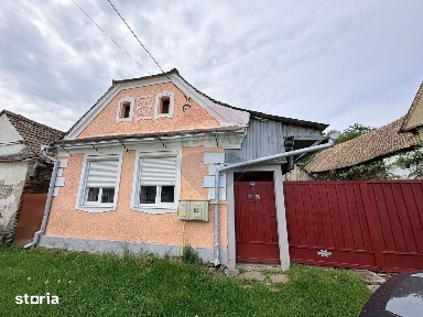 Casă Rustică in Richis, zona buna, grădina cu panorama