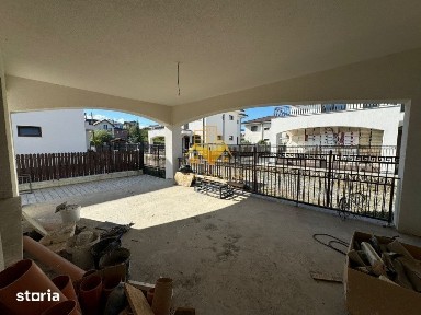 Casa 4 Camere Semifinisata, 2 Garaje, Curte 450mp, Terase 93mp, Dezmir
