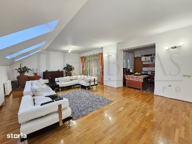 Casa cu 8 camere, dispusa pe doua nivele, Parcul Central