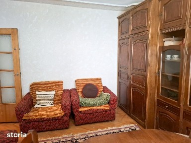 Apartament cu 3 camere, ultracentral, Rădăuți