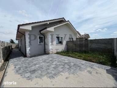 Duplex modern 3 camere, 2 bai, 100 mp, Mosnita Noua