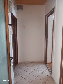 Apartament 3 camere, 75 mp, Etaj 2, zona Centru