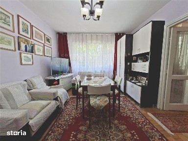 Apartament 3 camere semidecomandat | Etaj 1, zona Centrala, Bacau