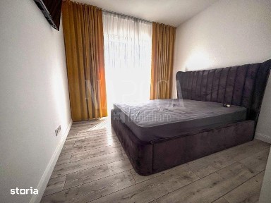 Apartament 3 camere de vanzare in Floresti
