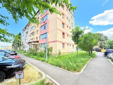 Apartament cu 3 camere etaj 1 cu balcon zona Mihai Viteazu\/Cedonia