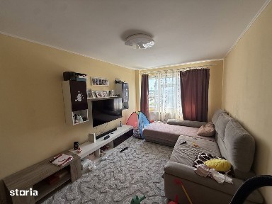 De vânzare apartament 3 camere 72 mp
