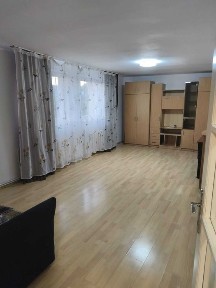 Persoana física vand apartament la cheie cu 1 camera