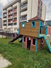 Vand apartament 2 camere Visan!