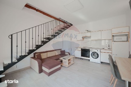 Apartament cu 3 camere de vânzare în zona Ultracentral