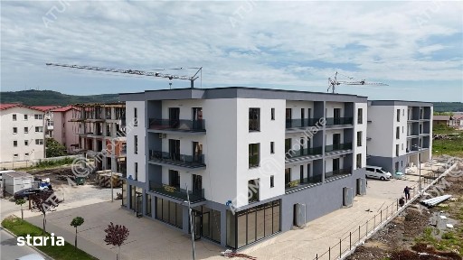 Apartament 3 camere 2 bai si balcon la etajul 1 in Selimbar zona Brana