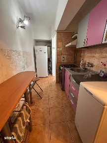 De vanzare garsoniera cf 1 cu balcon, zona ultracentrala, mobilata