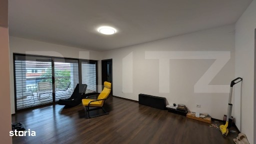 Micro 3 Apartament de inchiriat 3 camere cu 2 bai, etaj 3/4 suprafata