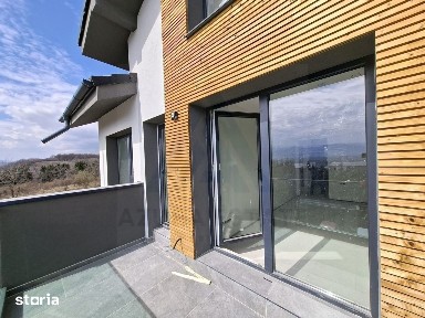 Apartament premium 49.7 mp utili 2 camere si curte 50 mp in Da Vinci