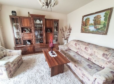 Apartament cu 2 camere decomandate, 52 mp, AC, boxa, renovat, zona Mic