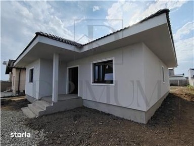Mosnita Noua, Casa individuala pe parter, locatie foarte buna