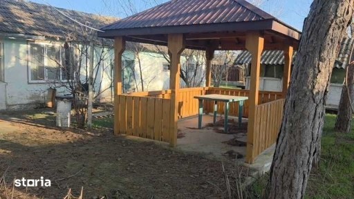 Casa cu teren ciocanesti 1296mp ideal renovare