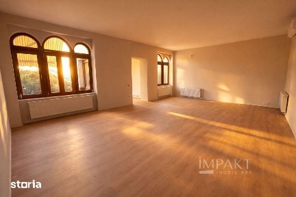 De închiriat spațiu pentru birouri- Piață Cipariu